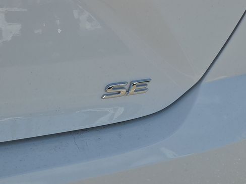 Certified 2026 Toyota Camry SE FWD image 36