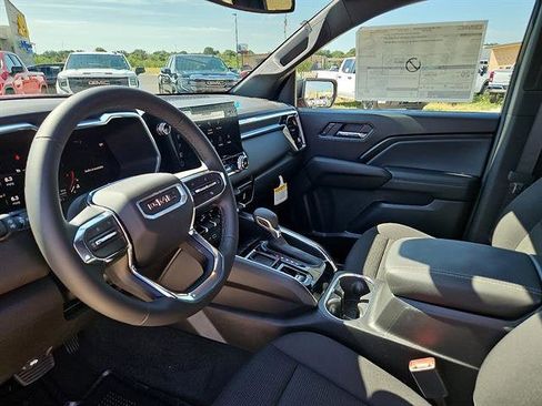 New 2026 GMC Canyon Elevation w/ Convenience Package image 12