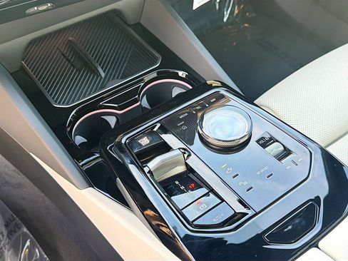 New 2026 BMW 530i w/ Convenience Package image 29