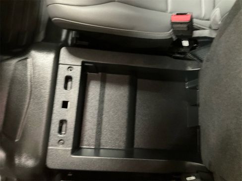 Used 2024 Ford F150 XL image 32