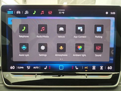 New 2026 Volkswagen Tiguan SE R-Line image 17