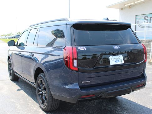New 2027 Ford Expedition Max Platinum AWD/4WD image 3