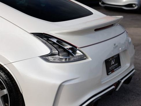 Used 2020 Nissan 370Z NISMO image 37