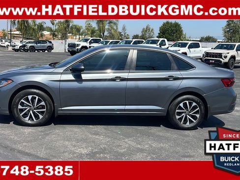 Used 2025 Volkswagen Jetta S FWD image 2