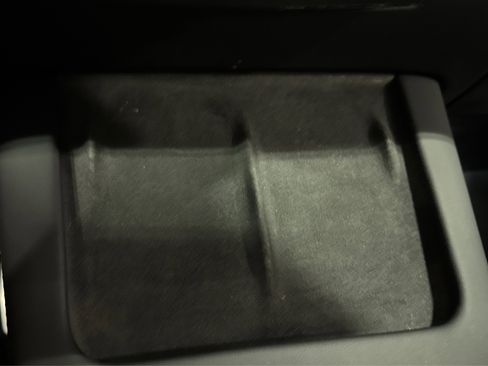 Used 2022 Tesla Model Y Performance image 32