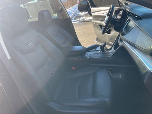 Used 2018 Cadillac XT5 Luxury w/ Driver Awareness Package image 25