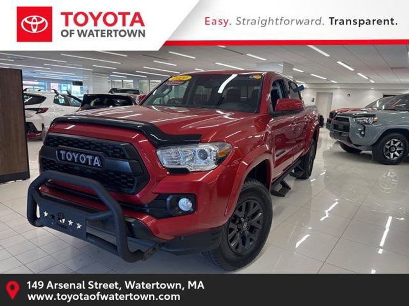 Certified 2020 Toyota Tacoma SR5 image 1