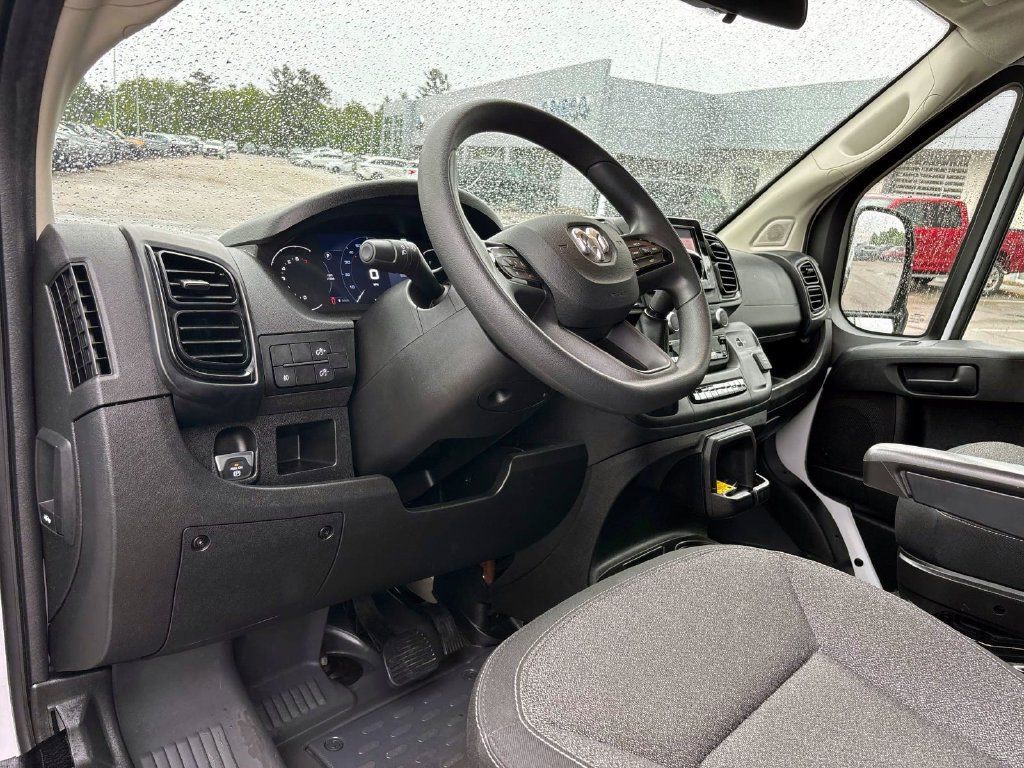 Used 2025 RAM ProMaster 2500 w/ U-Haul Equipment Group FWD image 10