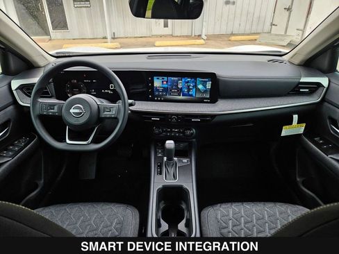 New 2026 Nissan Kicks SV FWD image 19