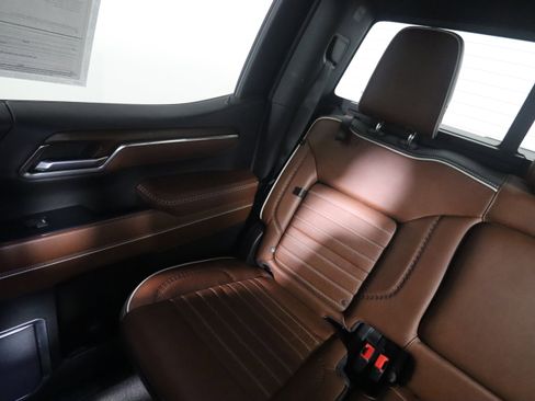 Used 2023 GMC Sierra 1500 Denali Ultimate image 13
