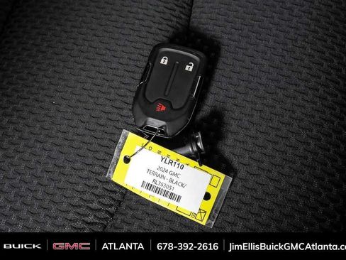 Used 2024 GMC Terrain SLE FWD image 23