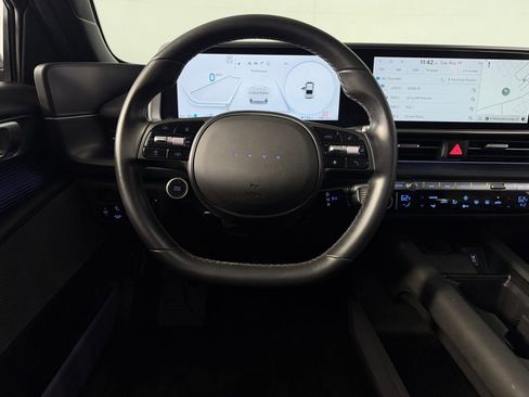 Used 2023 Hyundai Ioniq 6 SEL RWD image 14