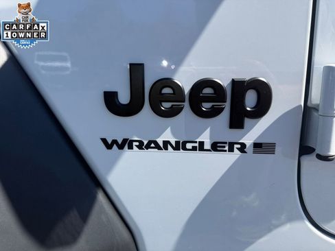Used 2025 Jeep Wrangler Unlimited Sport AWD/4WD image 17