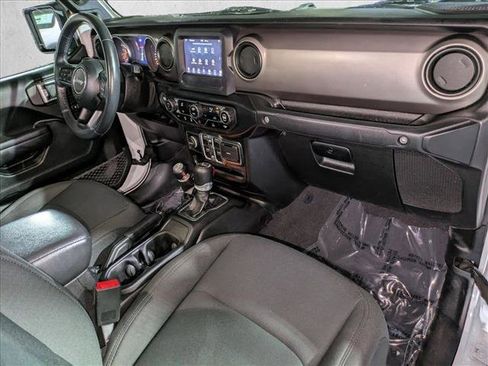 Used 2021 Jeep Gladiator Sport image 21