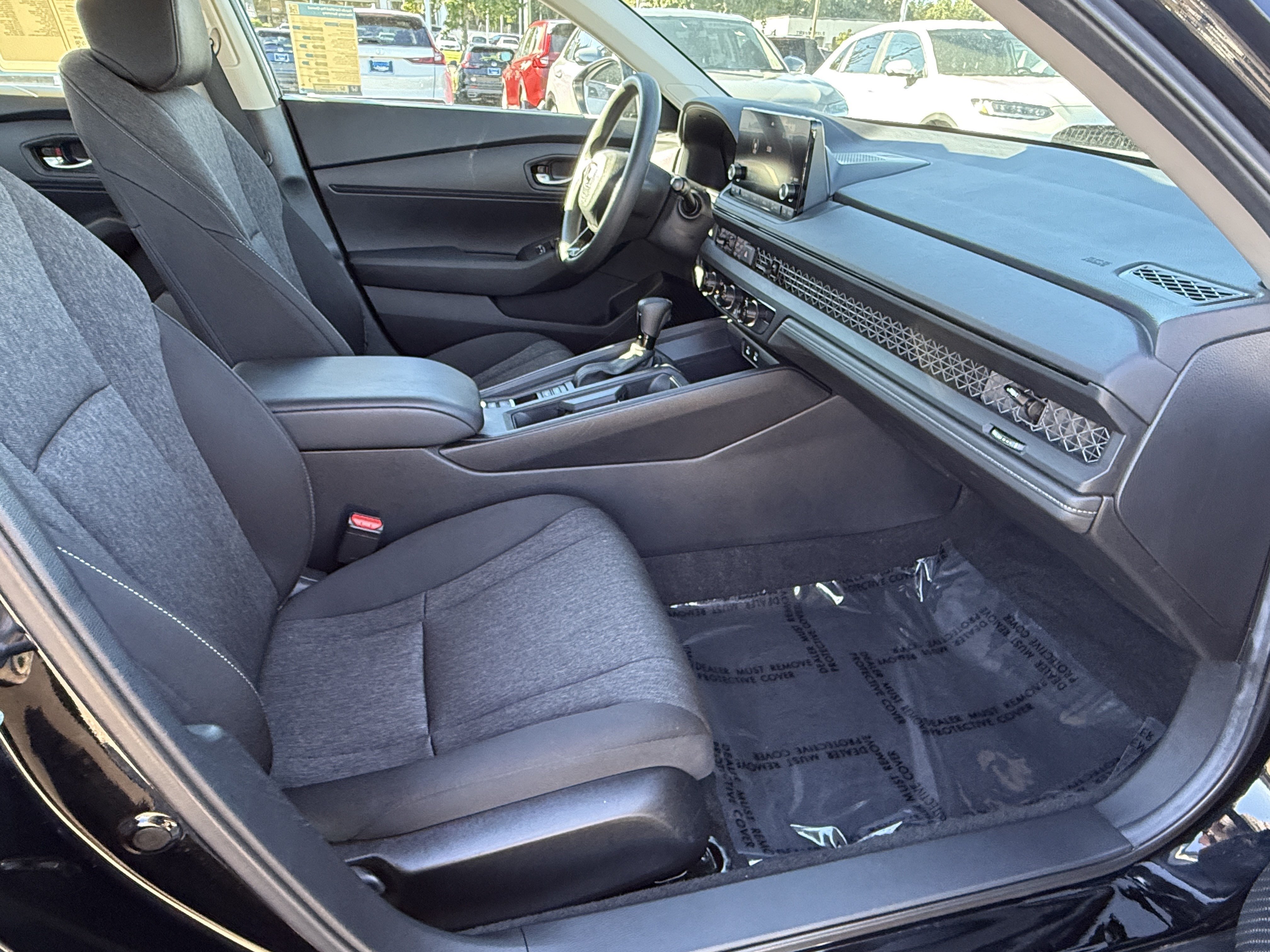 Certified 2025 Honda Accord LX image 33
