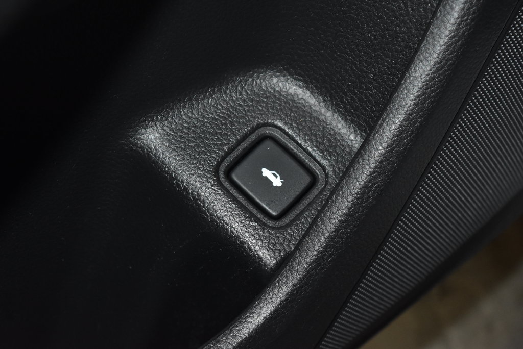 Used 2022 Honda Accord Sport image 6