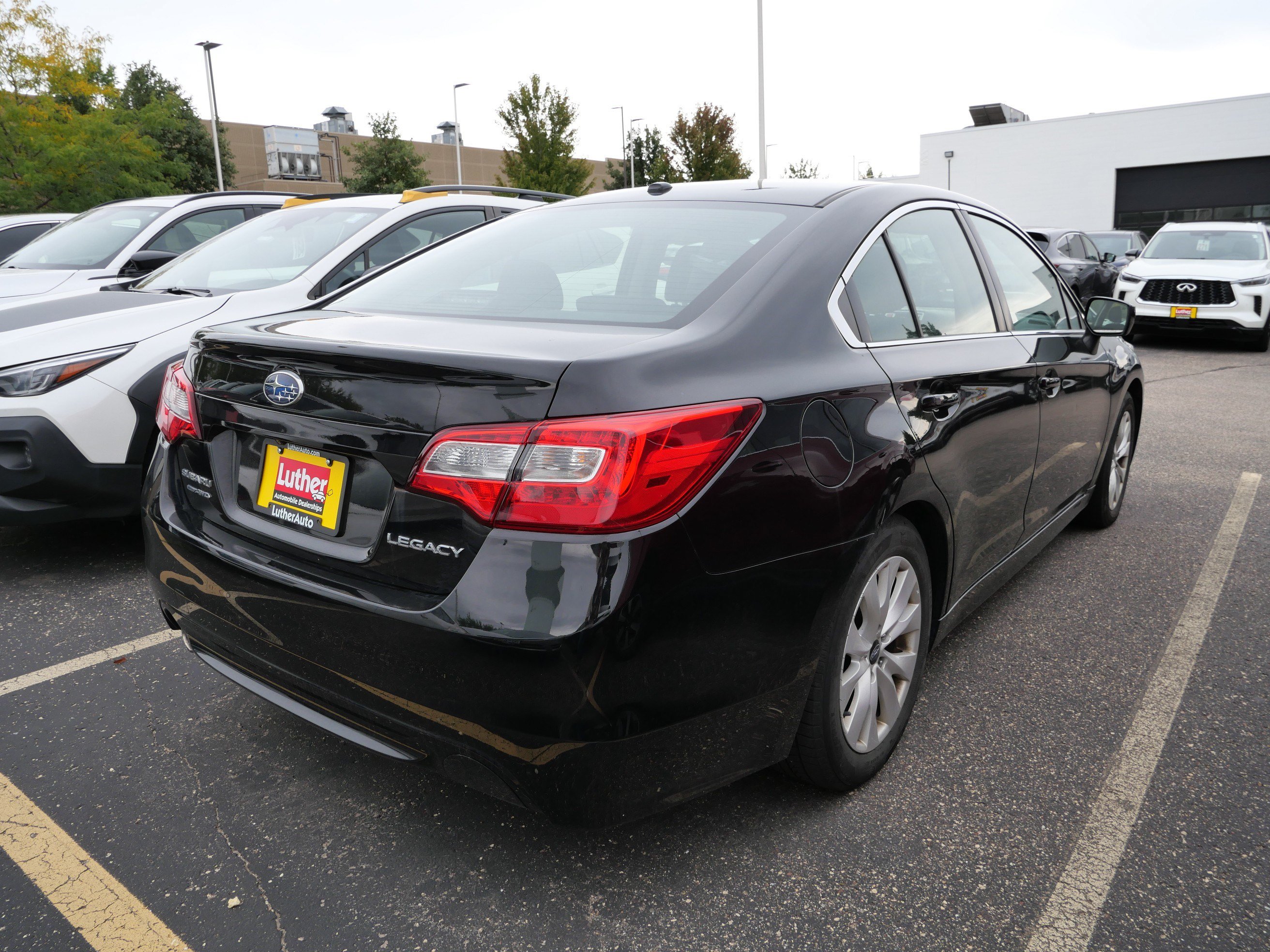 Used 2015 Subaru Legacy 2.5i Premium AWD/4WD image 7