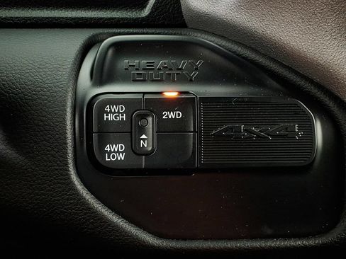 Used 2024 RAM 2500 Big Horn w/ Sport Appearance Package AWD/4WD image 16