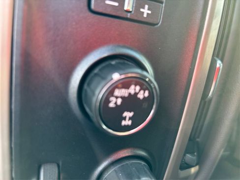 Used 2018 GMC Sierra 1500 Denali image 33