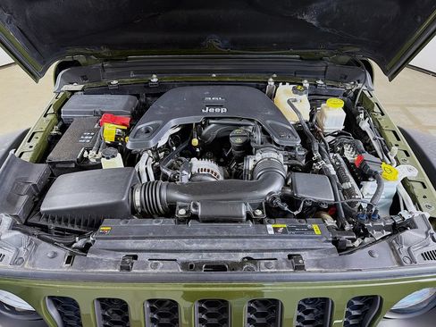 Used 2021 Jeep Gladiator Mojave w/ Cold Weather Group AWD/4WD image 26