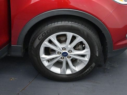 Used 2018 Ford Escape SE w/ SE Sync 3 Package FWD image 30