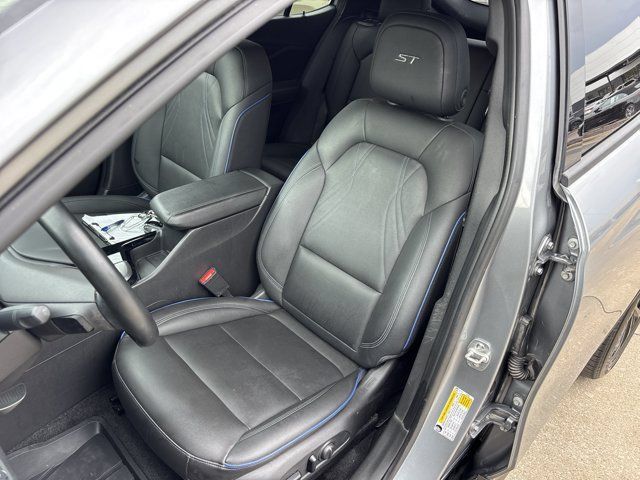 Used 2024 Buick Envista Sport Touring w/ Convenience I Package FWD image 20