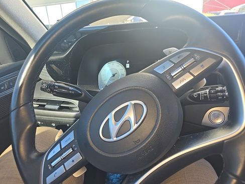 Used 2024 Hyundai Palisade Limited image 9