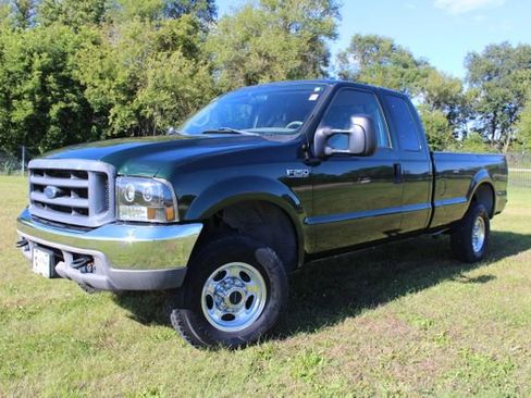 Used 2000 Ford F250 Lariat image 1