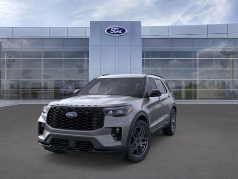 New 2026 Ford Explorer ST-Line w/ ST-Line Street Pack RWD image 5