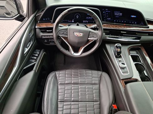 Certified 2023 Cadillac Escalade ESV Sport Platinum AWD/4WD image 22
