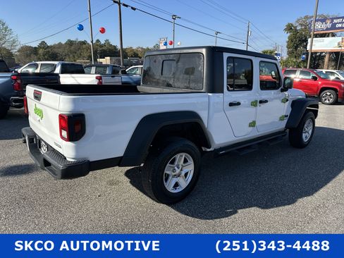 Used 2020 Jeep Gladiator Sport w/ Quick Order Package 24S image 5