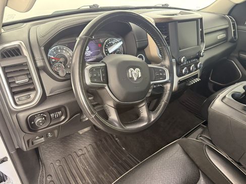 Used 2022 RAM 1500 Laramie AWD/4WD image 15