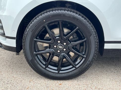 New 2026 Land Rover Range Rover Velar Dynamic SE image 31