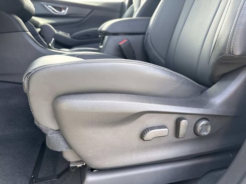 Used 2025 Subaru Ascent Limited image 23