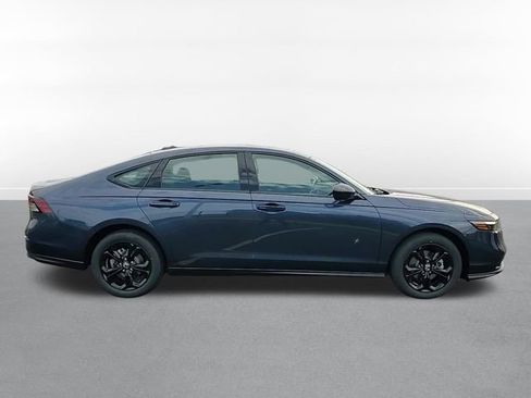 New 2025 Honda Accord SE image 4