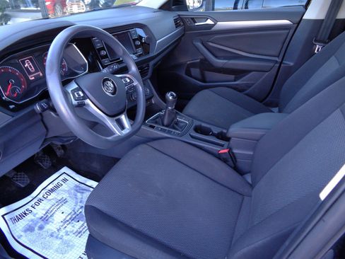 Used 2021 Volkswagen Jetta S w/ Driver Assistance Package image 9