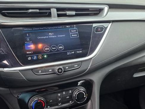 Used 2023 Buick Encore GX Preferred w/ Cold Weather Comfort Package FWD image 9