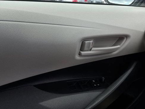 Used 2026 Toyota Corolla LE FWD image 12