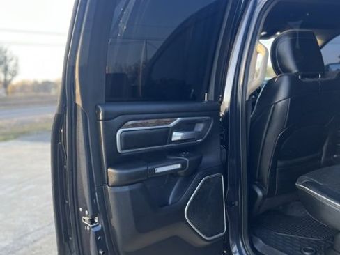 Used 2019 RAM 1500 Laramie image 23