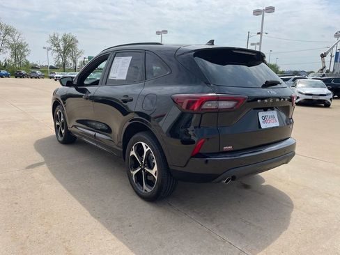 Used 2023 Ford Escape ST-Line Elite w/ Premium Technology Package AWD/4WD image 7