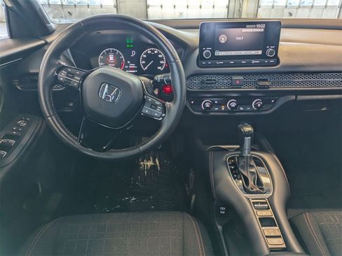 Used 2024 Honda HR-V Sport image 16