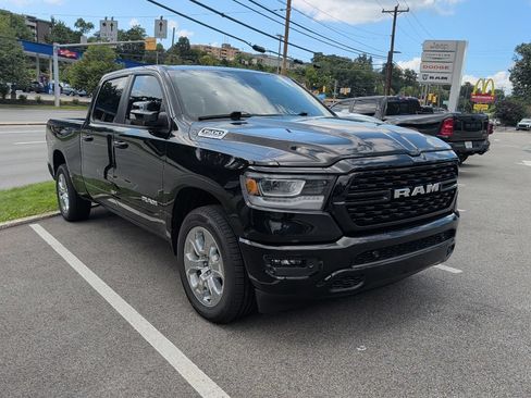 Used 2023 RAM 1500 Big Horn AWD/4WD image 1