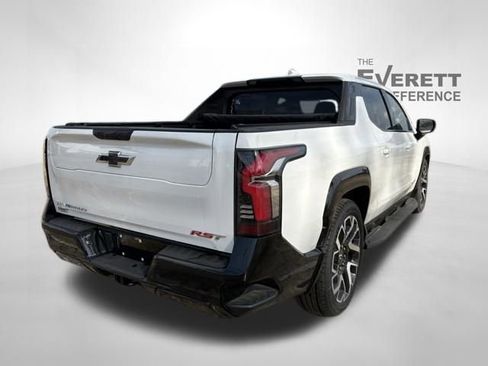 New 2024 Chevrolet Silverado EV RST AWD/4WD image 7