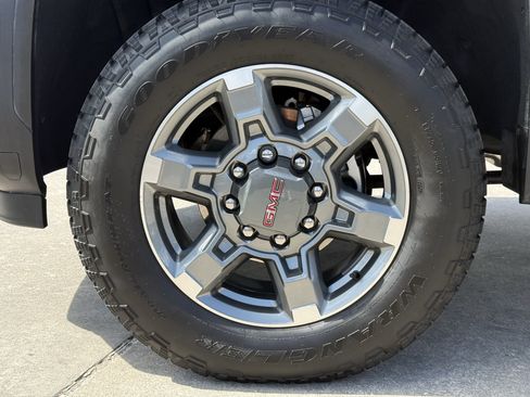 Used 2026 GMC Sierra 2500 SLT w/ Texas SLT Premium Package AWD/4WD image 12