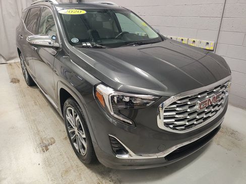 Used 2020 GMC Terrain Denali w/ Denali Premium Package image 5