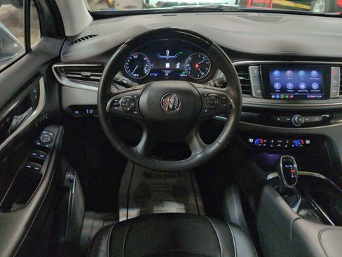 Used 2020 Buick Enclave Avenir w/ Avenir Technology Package FWD image 10