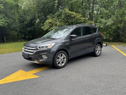 Used 2018 Ford Escape SEL image 6