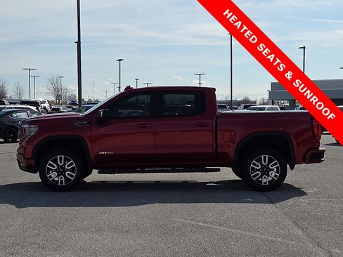 Used 2024 GMC Sierra 1500 AT4 w/ AT4 Preferred Package image 3