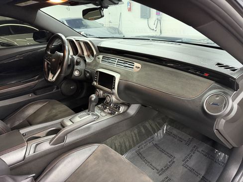 Used 2013 Chevrolet Camaro ZL1 image 18