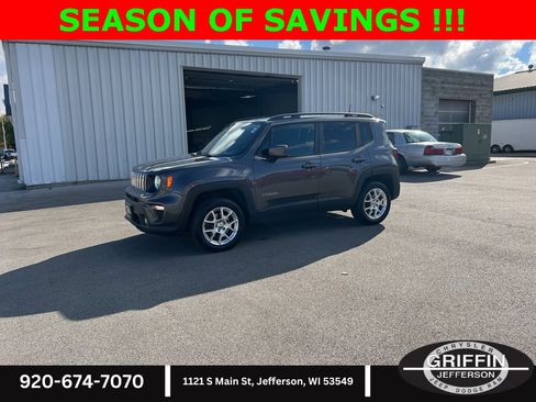 Used 2019 Jeep Renegade Latitude w/ Cold Weather Group image 1
